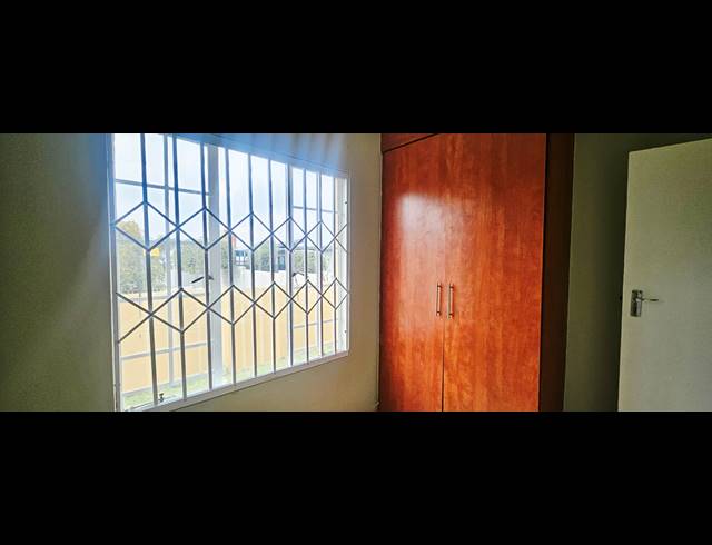 3 BEDROOM FREESTANDING TO LET IN BEN FLEUR